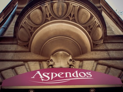 照片: Aspendos